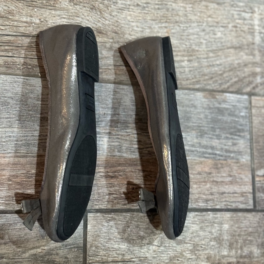 Metallic Flats​ - Picture 7 of 8